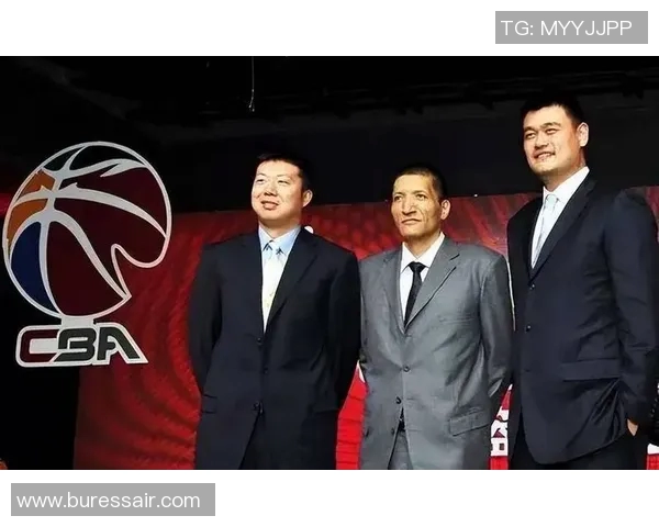 姚明与王治郅的恩怨情仇背后隐藏的篮球传奇与友谊的考验