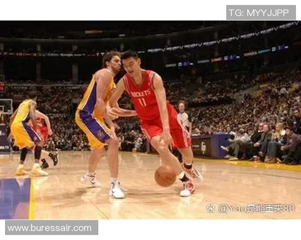 清华大学与姚明的传奇故事:从篮球场到学术殿堂的跨界合作与启示 清华大学与姚明的传奇故事:从篮球场到学术殿堂的跨界合作与启示