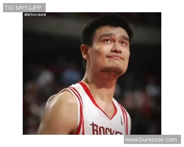 邓肯强打姚明的对决揭示了NBA内线之争的激烈与精彩